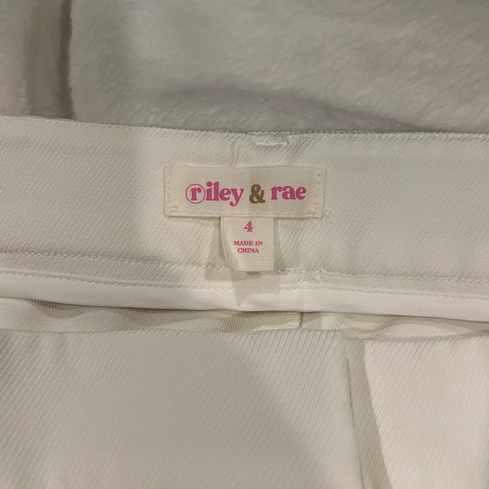White Pants | Riley & Rae - Picture 3 of 4